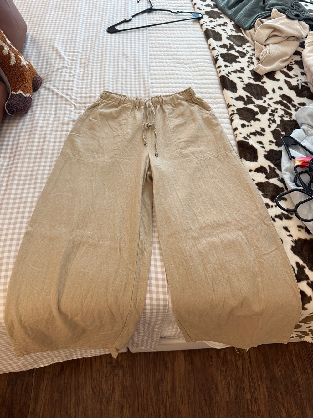 Wide-Leg Drawstring Lounge Pants - Beige